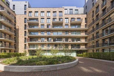 studios for rent on Appartement Spadinalaan 220