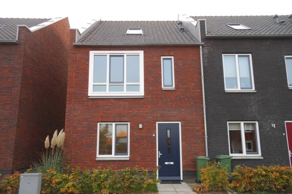 Eengezinswoning Alicantestraat 17