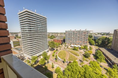 studios te huur op Appartement Delflandplein 270