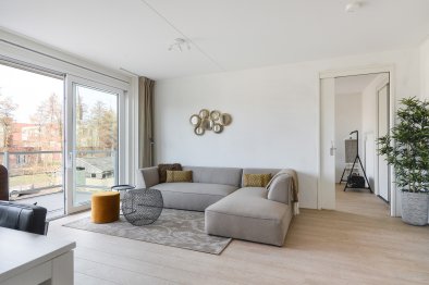 studios for rent on Appartement Theresiastraat 130