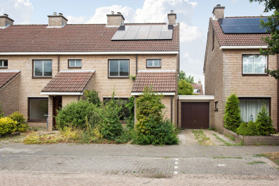 vrije-sector-woningen te huur op Eengezinswoning Bergkristal 6