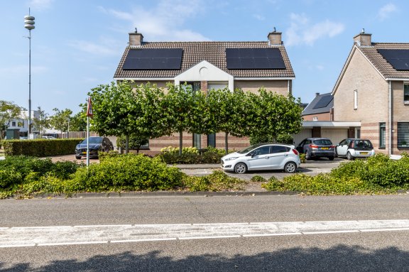 Eengezinswoning Rivierensingel 671
