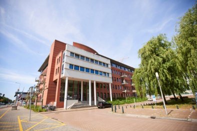 studios te huur op Appartement Maanplein 129 A