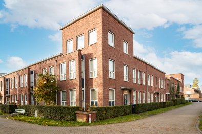 huurwoningen te huur op Eengezinswoning Nachtvlinderplantsoen 27