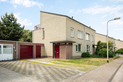 free-sector-houses for rent on Eengezinswoning Nistelrodestraat 51