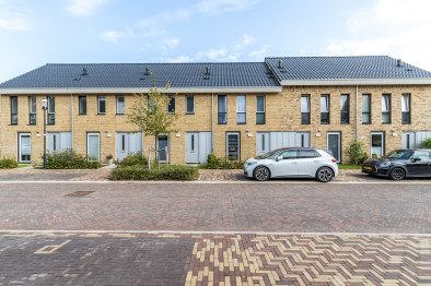 vrije-sector-woningen te huur op Eengezinswoning Sergio Leonestraat 32