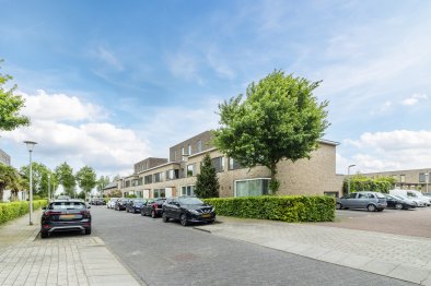 vrije-sector-woningen te huur op Eengezinswoning Spaarnestraat 8