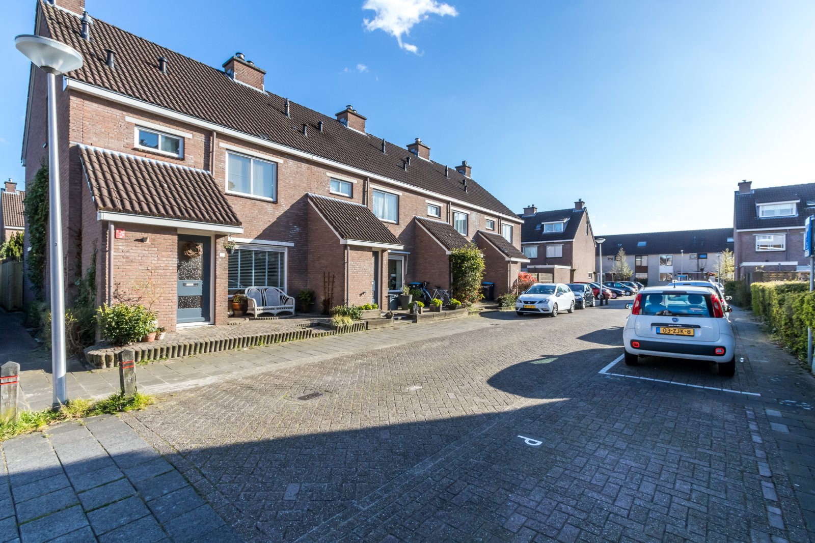 MVGM - Verhuurd onder voorbehoud: Ronnerstraat, henriette 13, hendrik