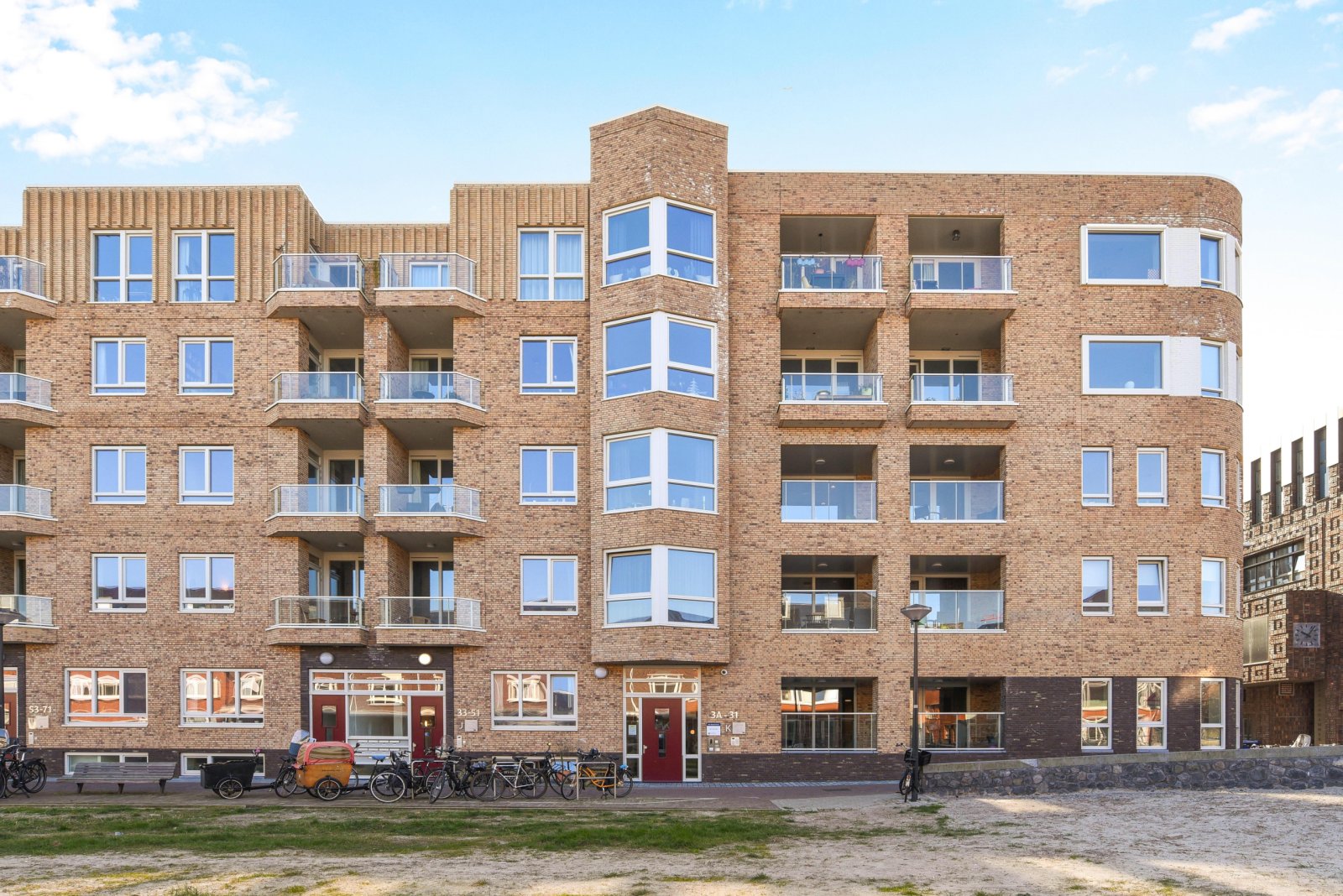MVGM - Te huur: Revaleiland 89, amsterdam